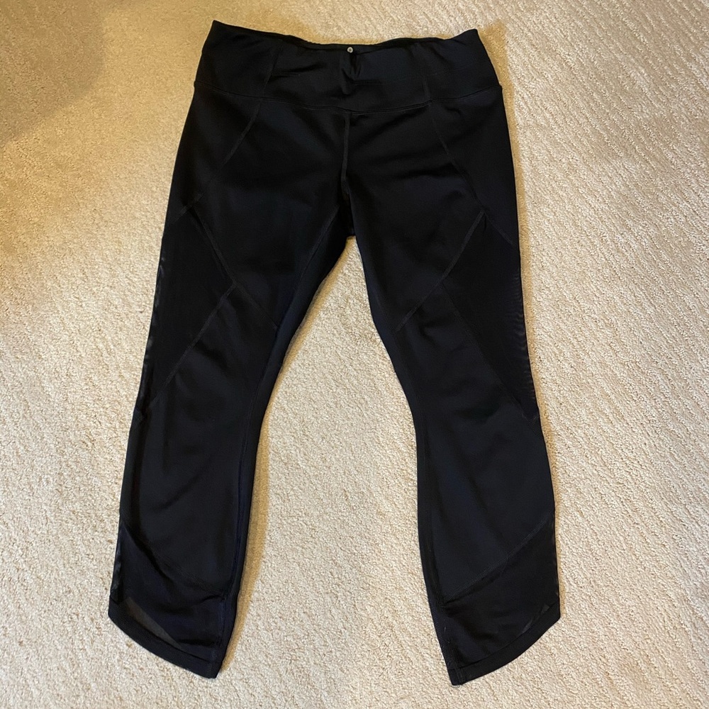 Athleta Crop Leggings